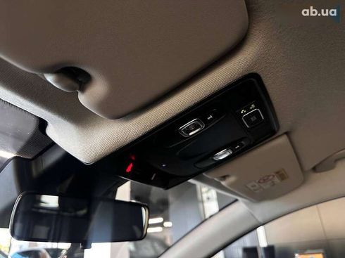 Renault Clio 2021 - фото 23