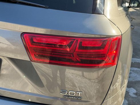 Audi Q7 2016 серый - фото 13
