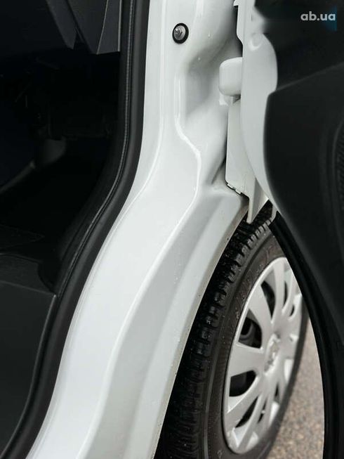 Renault Trafic 2021 - фото 30
