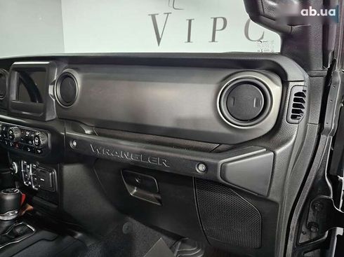 Jeep Wrangler 2021 - фото 18