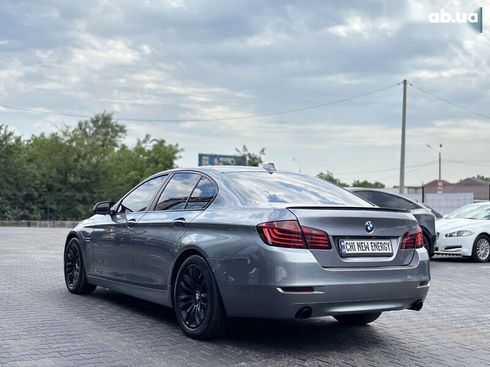BMW 5 серия 2015 - фото 4