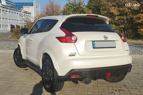 Nissan Juke 2013 белый - фото 8