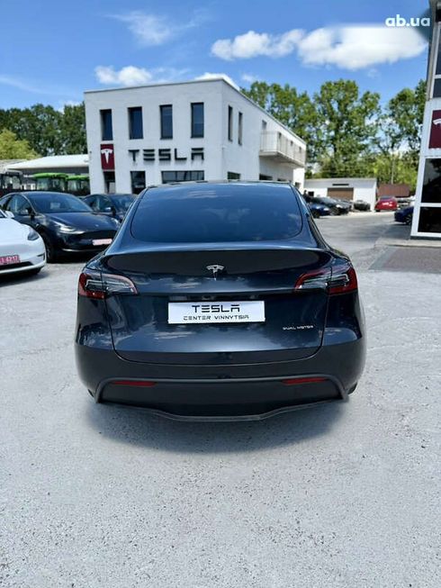 Tesla Model Y 2024 - фото 20