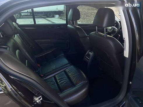 Skoda Superb 2012 - фото 16