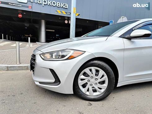 Hyundai Elantra 2016 - фото 5