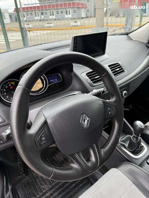 Renault Megane 2010 - фото 20