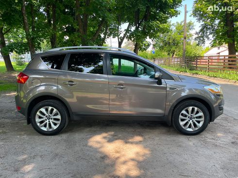 Ford Kuga 2012 коричневый - фото 6