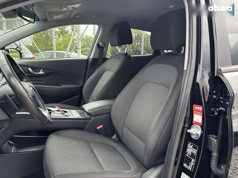 Hyundai Kona Electric 2021 - фото 15