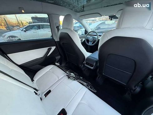 Tesla Model Y 2021 - фото 9