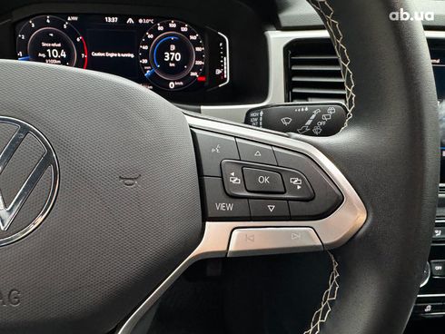 Volkswagen Atlas 2023 серый - фото 20