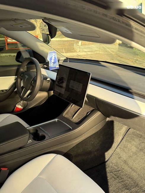 Tesla Model Y 2021 - фото 14