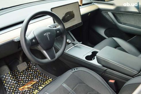 Tesla Model Y 2022 - фото 30
