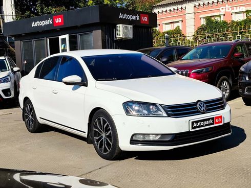 Volkswagen passat b7 2012 белый - фото 10