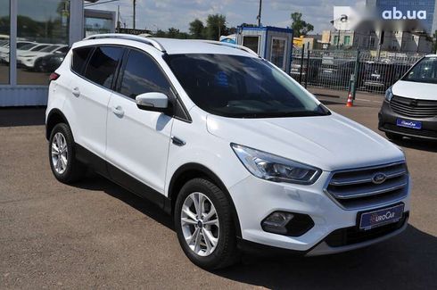 Ford Kuga 2019 - фото 28