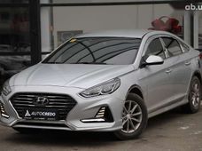 Продаж вживаних Hyundai Sonata в Харківській області - купити на Автобазарі