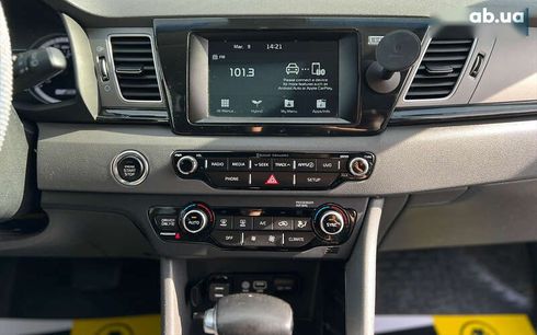 Kia Niro 2019 - фото 11