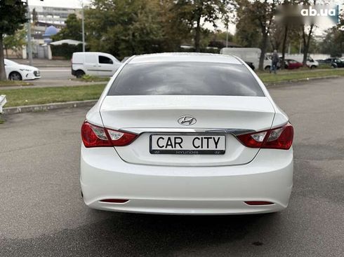 Hyundai Sonata 2010 - фото 6