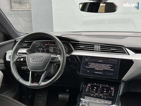 Audi E-Tron 2022 - фото 18