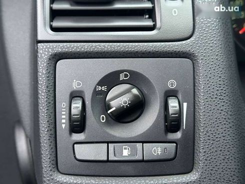 Volvo S40 2008 - фото 19