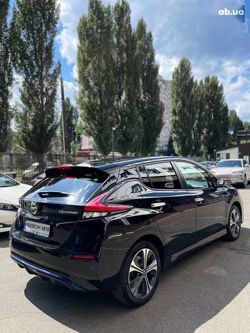 Nissan Leaf 2021 - фото 14