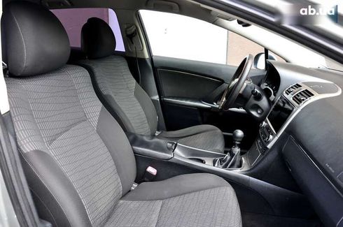 Toyota Avensis 2011 - фото 27