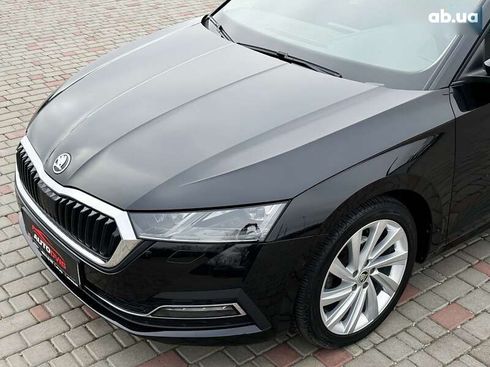 Skoda Octavia 2020 - фото 12