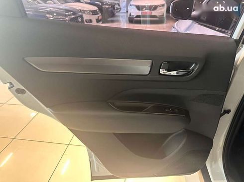 Samsung QM6 2019 - фото 23