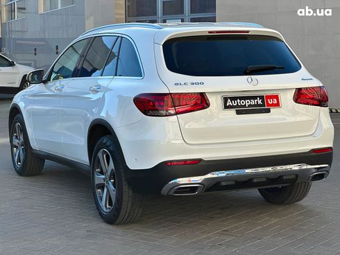 Mercedes-Benz GLC-Класс 2021 белый - фото 16