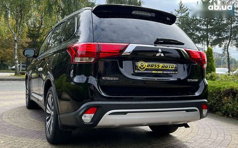Mitsubishi Outlander 2019 - фото 7