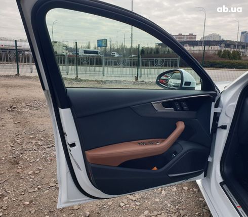 Audi A4 2020 белый - фото 9