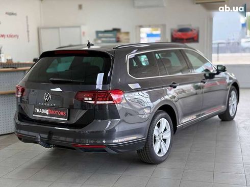 Volkswagen Passat 2020 - фото 12
