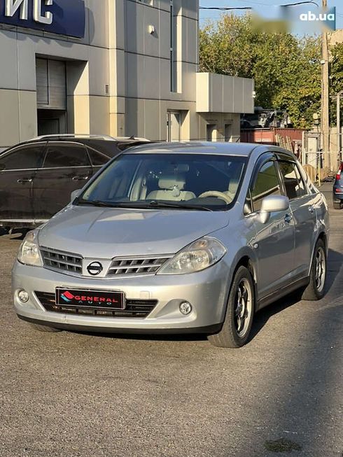 Nissan Tiida 2008 - фото 2