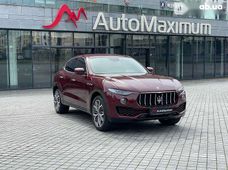 Продаж вживаних Maserati Levante 2016 року - купити на Автобазарі