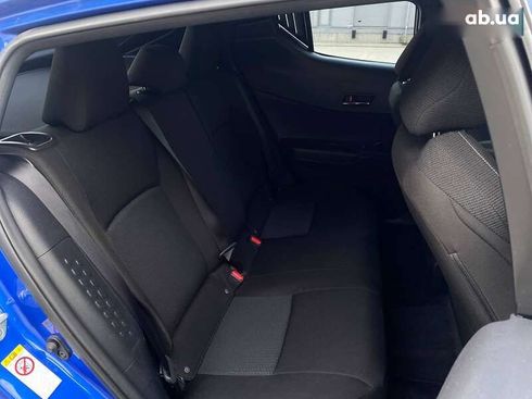 Toyota C-HR 2018 - фото 18