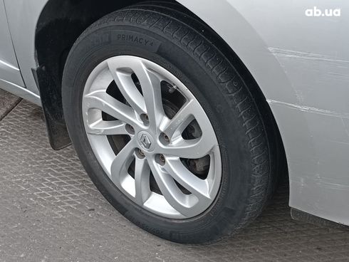 Renault Megane 2015 серый - фото 6