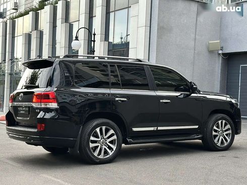 Toyota Land Cruiser 2017 - фото 27