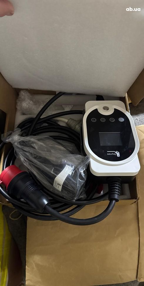 Mercedes-Benz EQC-Класс 2023 синий - фото 19