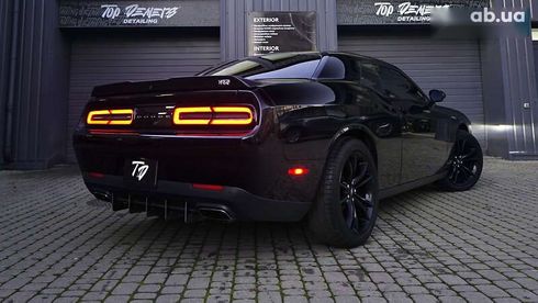 Dodge Challenger 2017 - фото 21