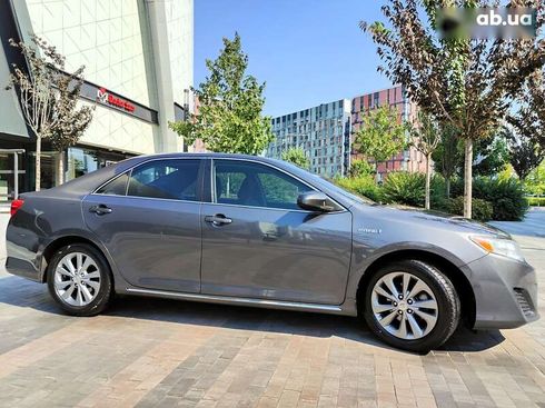 Toyota Camry 2012 - фото 28