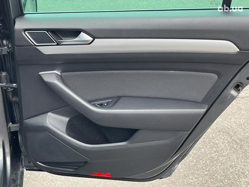 Volkswagen Passat 2015 серый - фото 21