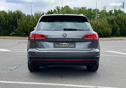 Volkswagen Touareg 2021 - фото 12