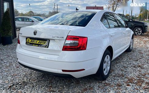 Skoda Octavia 2019 - фото 5