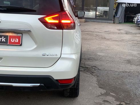 Nissan Rogue 2018 белый - фото 13