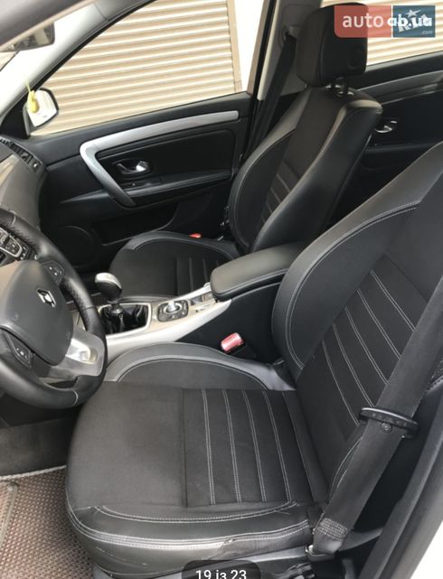 Renault Laguna 2012 белый - фото 15