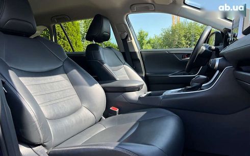 Toyota RAV4 2019 - фото 18
