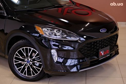 Ford Escape 2022 черный - фото 3