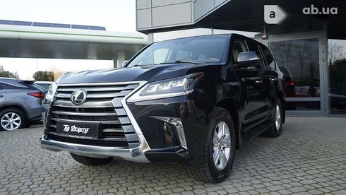 Lexus LX 2016 - фото 12