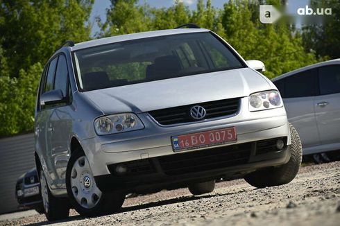Volkswagen Touran 2004 - фото 2
