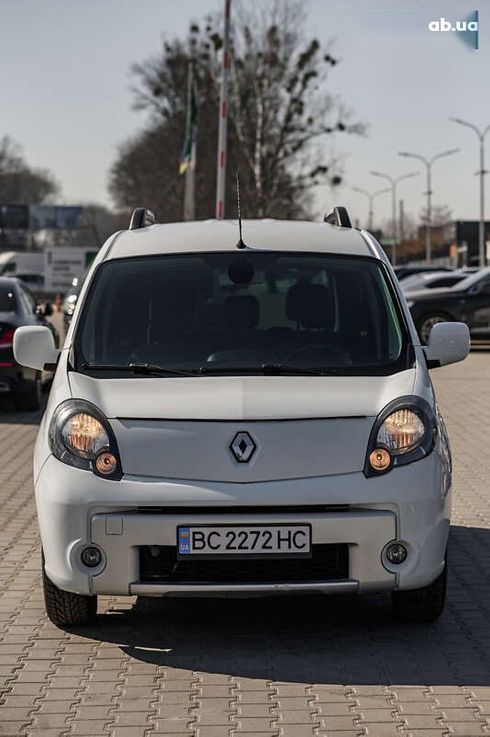 Renault Kangoo 2011 - фото 17