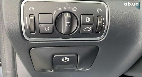 Volvo V60 2018 - фото 15